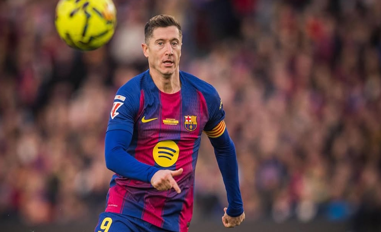 Lewandowski Tolak Kontrak Fenerbahce, Masa Depannya di Barcelona Makin Menggantung