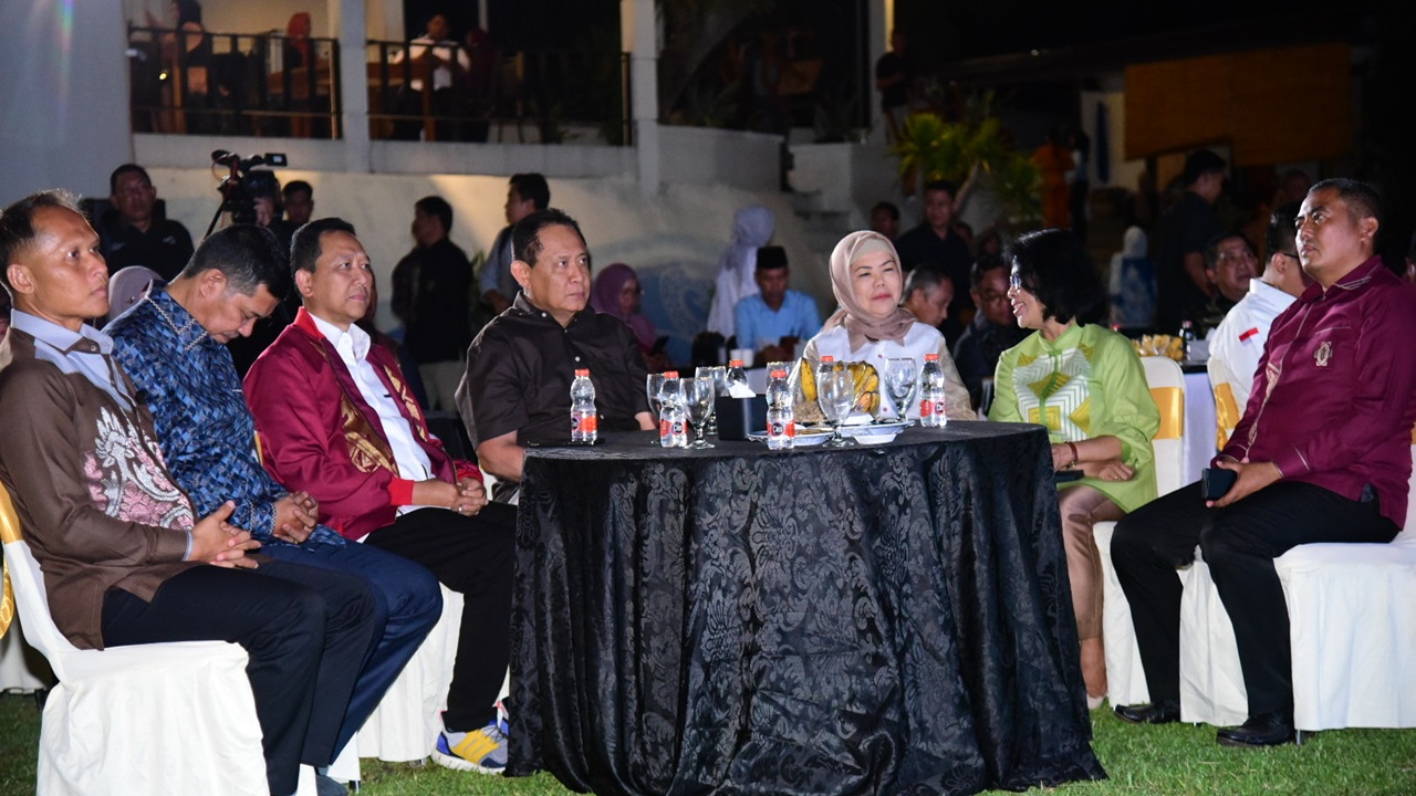 Gorontalo Karnaval Karawo 2025 Resmi Digelar dengan Tema 'Pesona Wastra Nusantara'