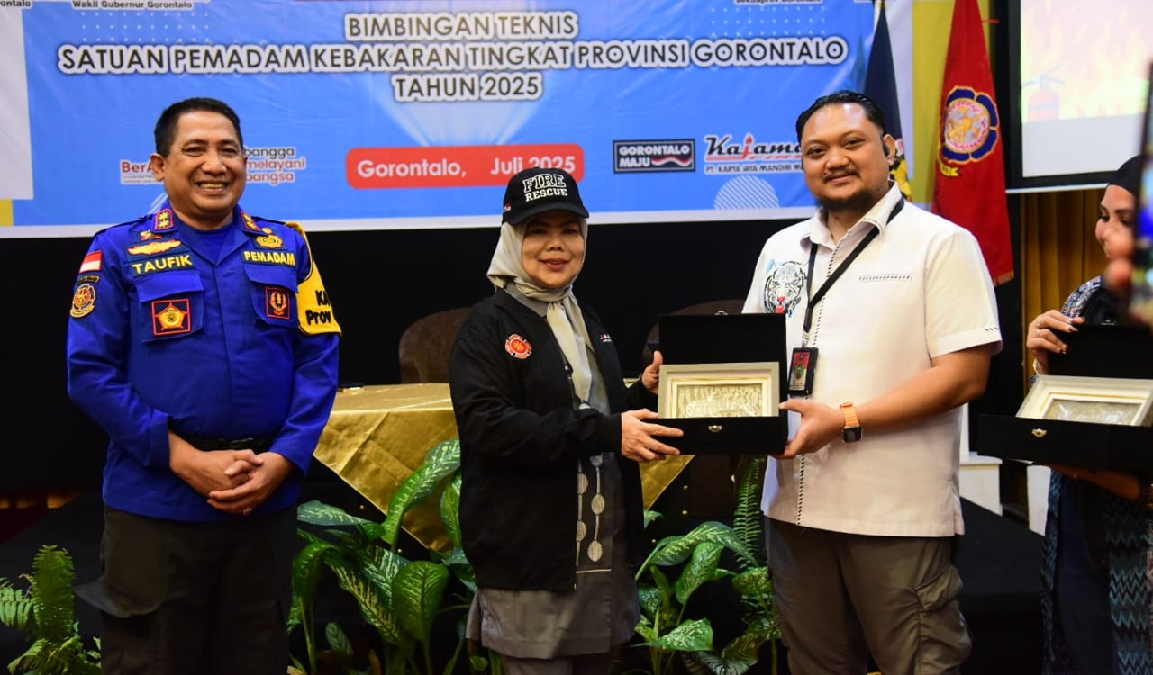 Wagub Gorontalo Tegaskan Komitmen Dukung Relawan Damkar di Tiap Daerah