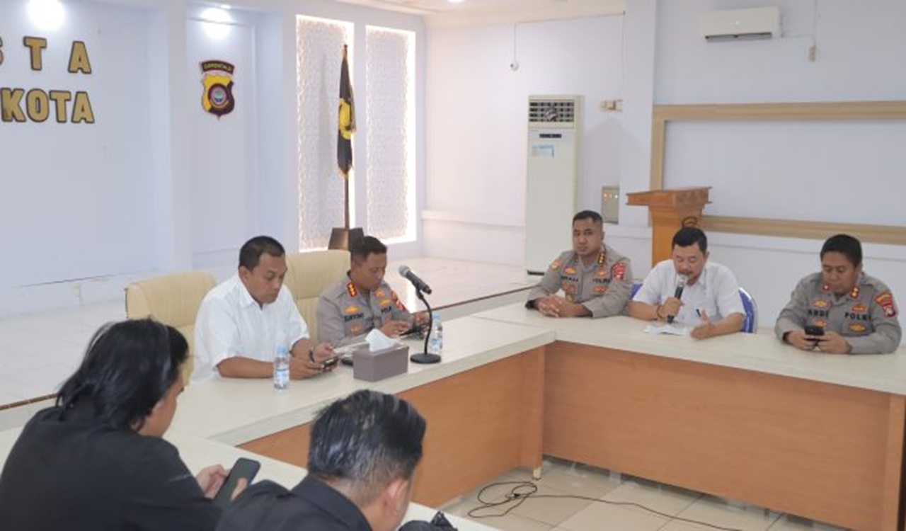 Tim Srena Mabes Polri Lakukan Asistensi Layanan Publik di Polresta Gorontalo Kota