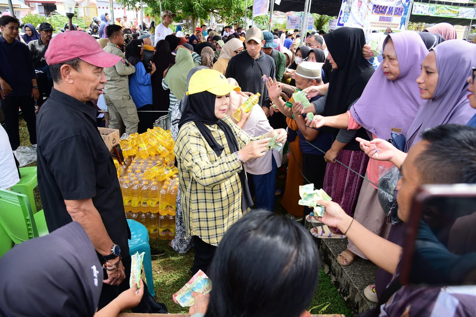 Pasar Murah Bersubsidi Diserbu Warga Boalemo, Pemprov Gorontalo Bantu Tekan Harga Pangan
