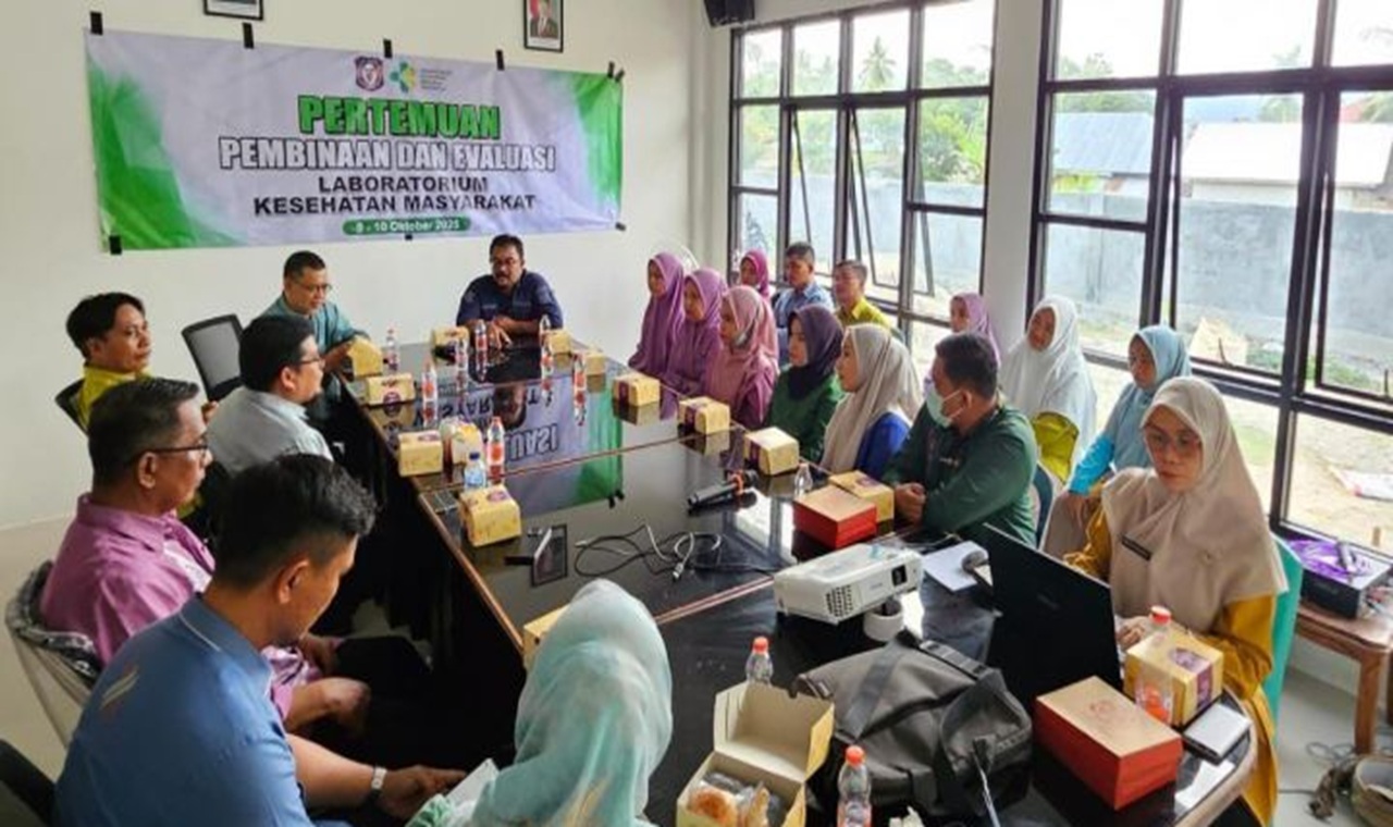 Dinkes Provinsi Gorontalo Lakukan Pembinaan dan Evaluasi Kinerja Labkesda Boalemo