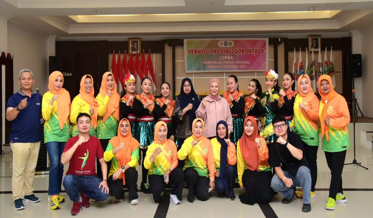 Idah Syahidah Lepas Tim Senam Kreasi Perwosi Gorontalo Menuju Piala Mendagri 2025
