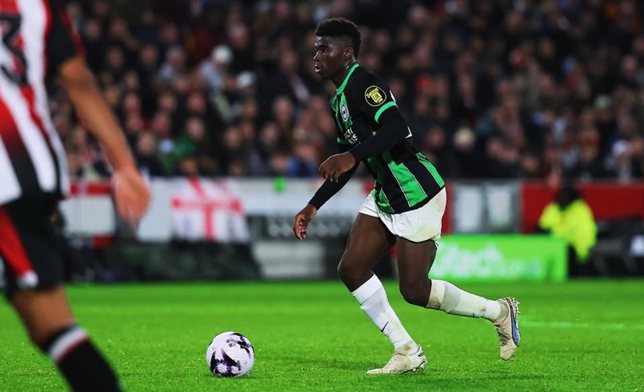 Fabian Hurzeler Tegaskan Carlos Baleba Tak Akan Hengkang ke Manchester United, Ini Alasannya