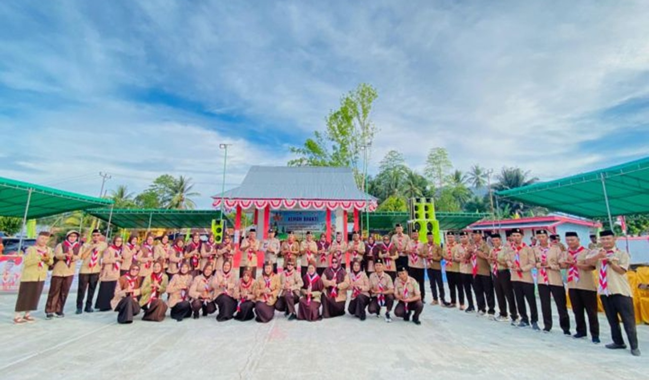 Kwarcab Pramuka Kabupaten Gorontalo Lantik Mabi dan Pimpinan SBH Bongomeme Masa Bakti 2025–2028