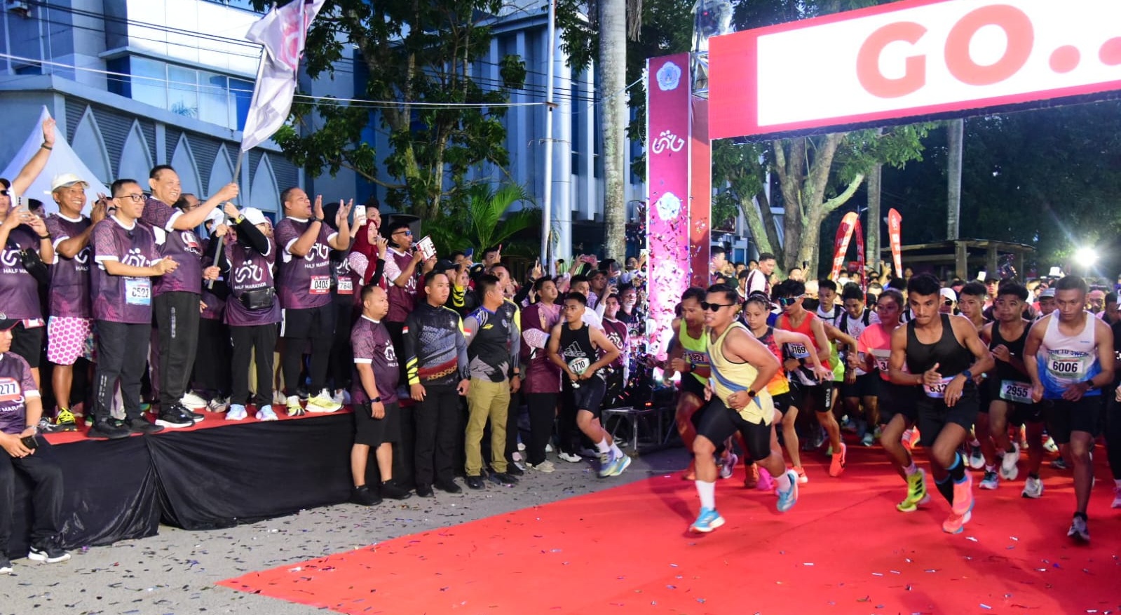 Gubernur Gusnar Ismail Dukung Half Marathon UNG, Dukung Ekonomi Lokal Meningkat