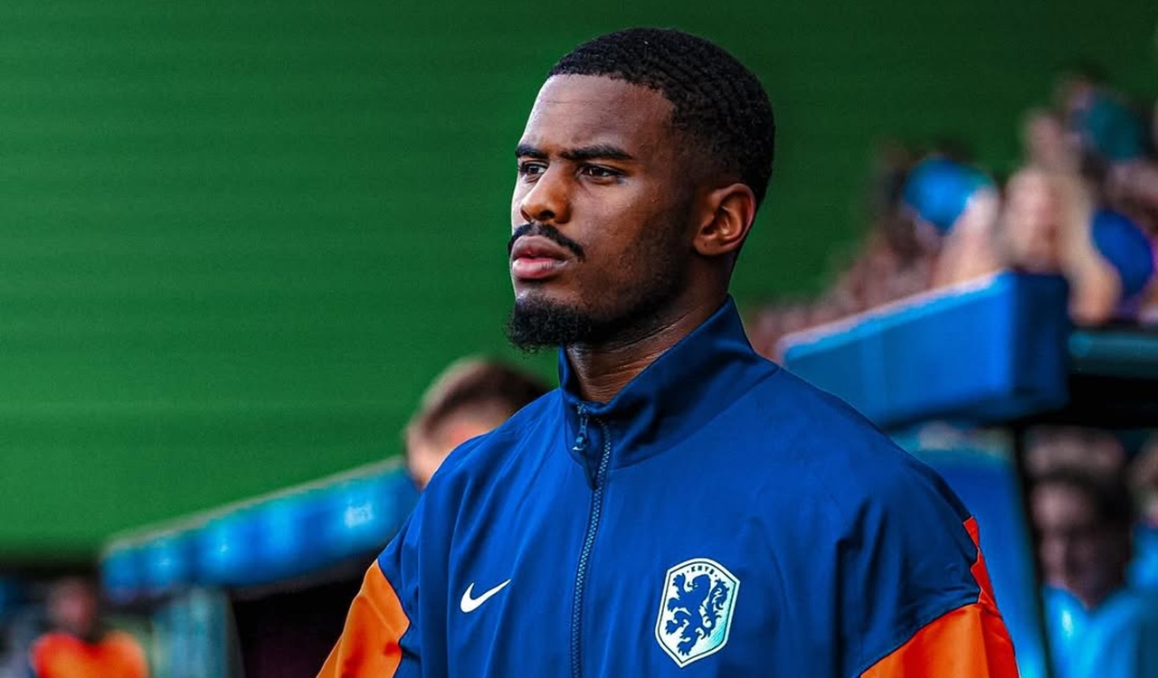 RESMI! Chelsea Capai Kesepakatan Transfer Jorrel Hato dari Ajax Senilai 40 Juta Euro