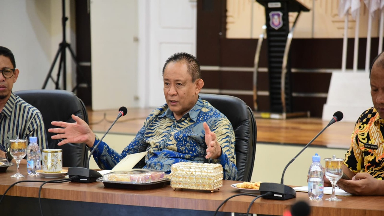 Gusnar Ismail Serius Jalankan Program Prioritas di Daerah