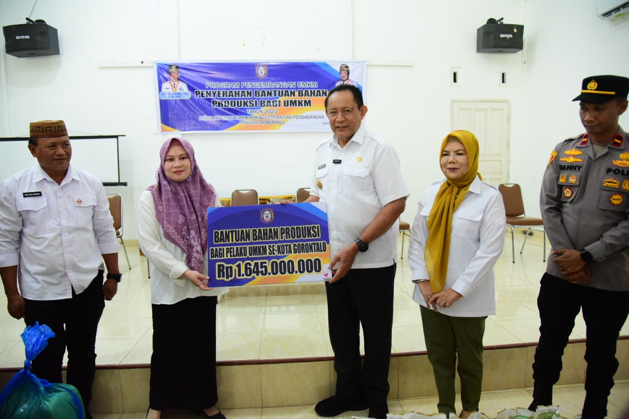 Pemprov Gorontalo Salurkan Bantuan Rp1 Juta untuk 1.640 UMKM