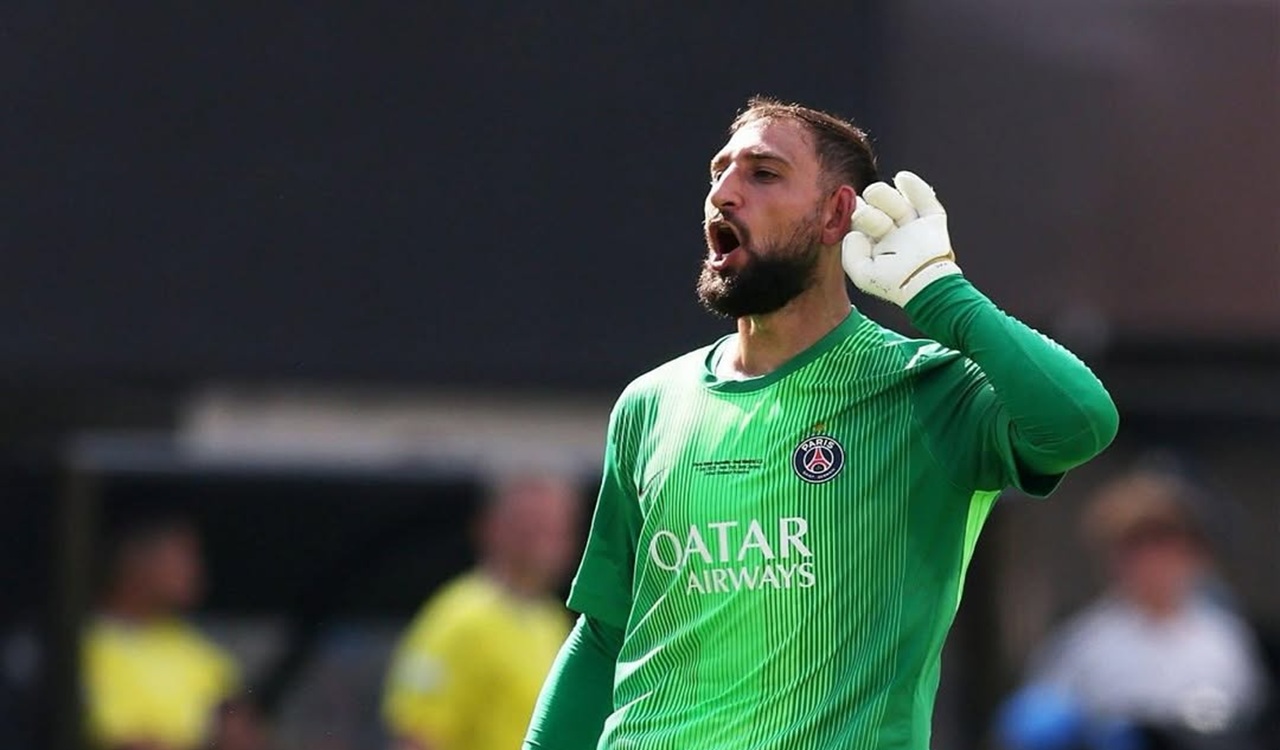 Manchester United dan Manchester City Bidik Donnarumma, PSG Siapkan Lucas Chevalier Sebagai Pengganti