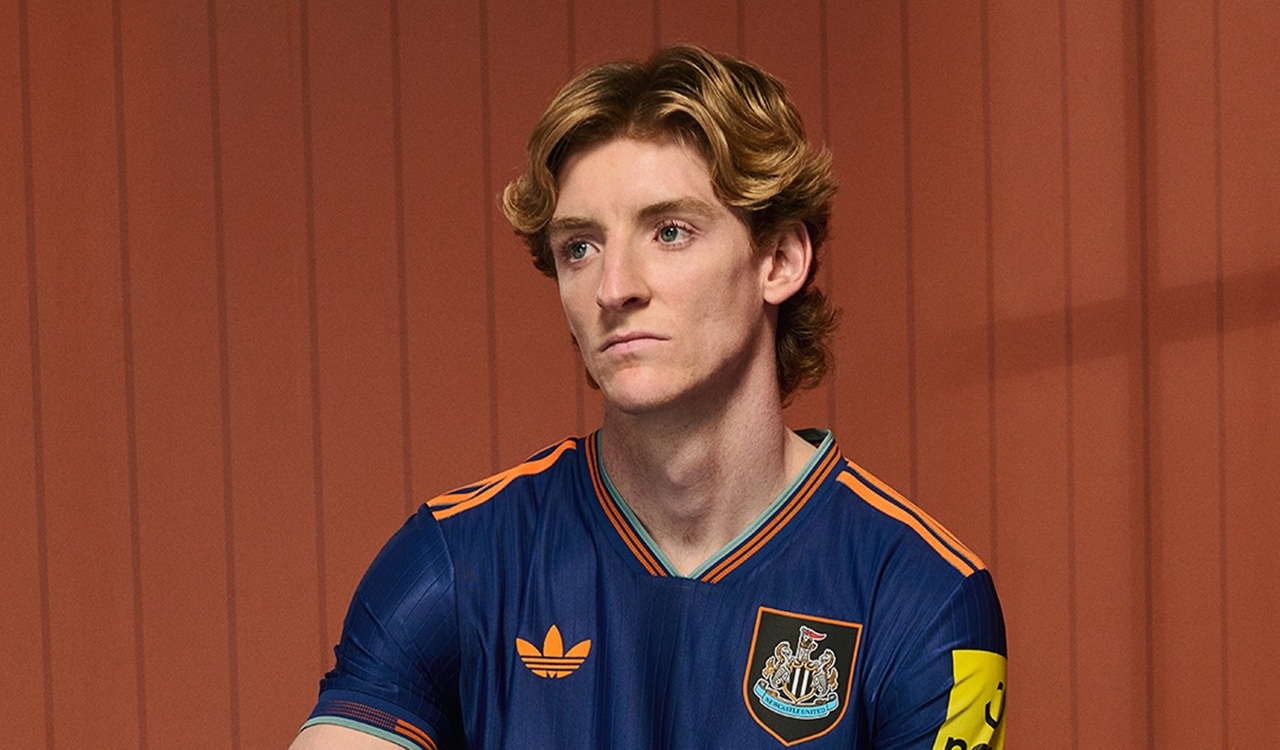 Liverpool Incar Anthony Gordon, Siap Depak Luis Diaz?