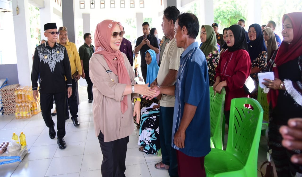 Idah Syahidah Ingatkan Warga untuk Kurangi Gaya Hidup Konsumtif