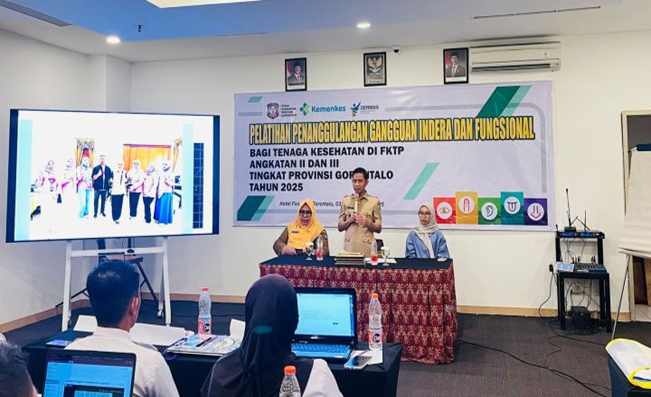 Anang S. Otoluwa Buka Pelatihan Penanggulangan Gangguan Indera di Gorontalo
