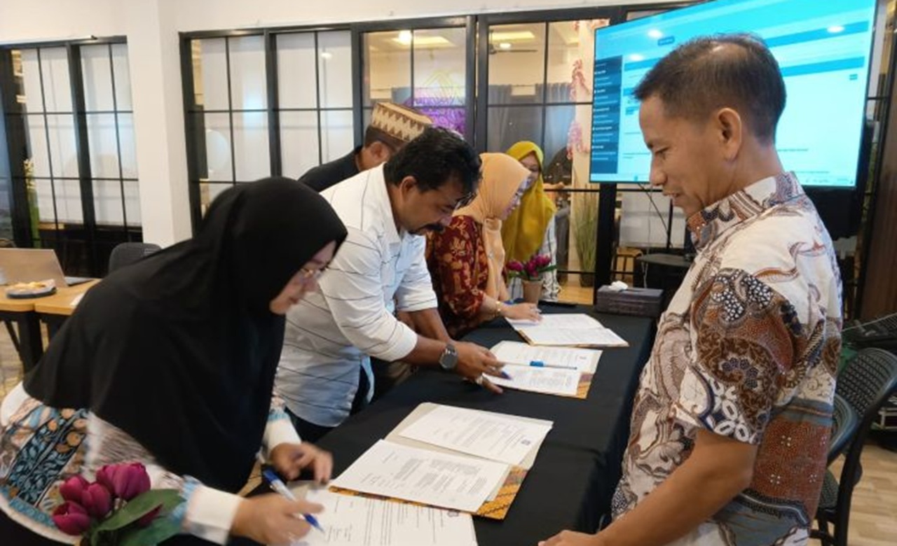 Dinkes Gorontalo Teken PK 2025, Awali Renstra Baru dengan Komitmen Kinerja Tinggi