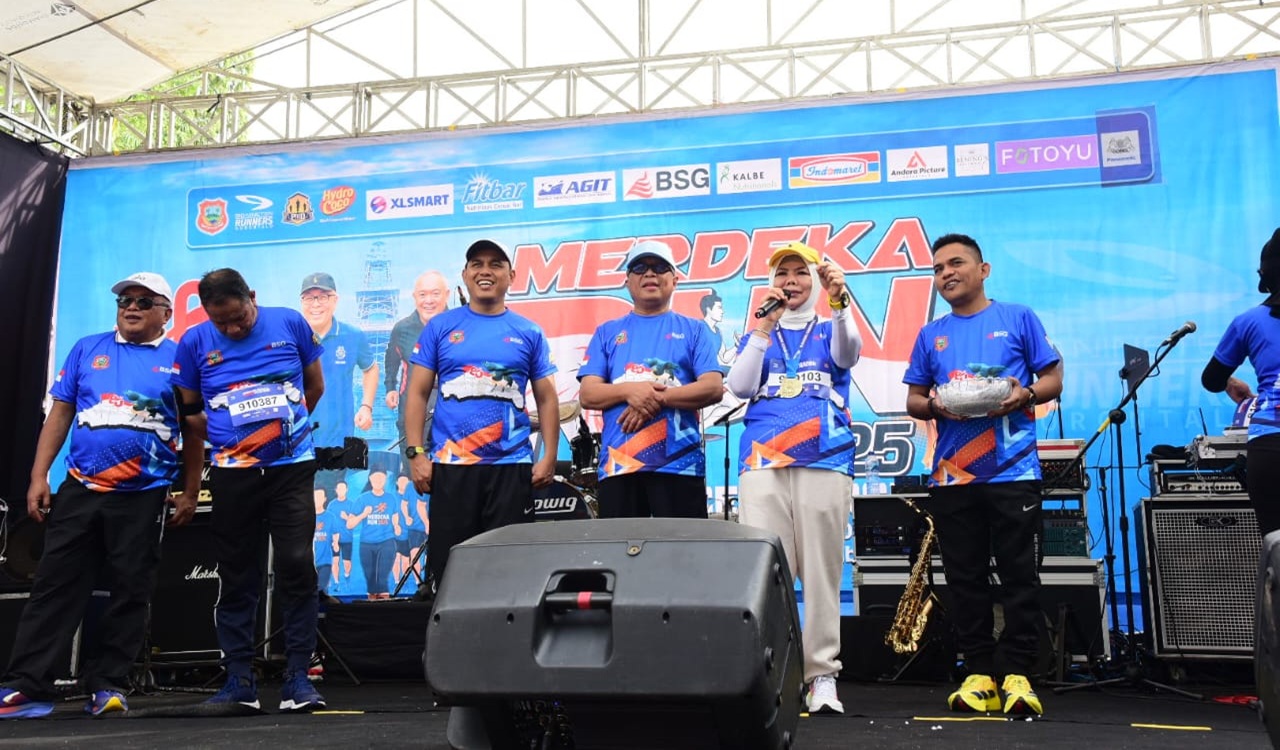 Merdeka Run 8K di Limboto: Wagub Idah Syahidah Berlari Bersama Ribuan Warga