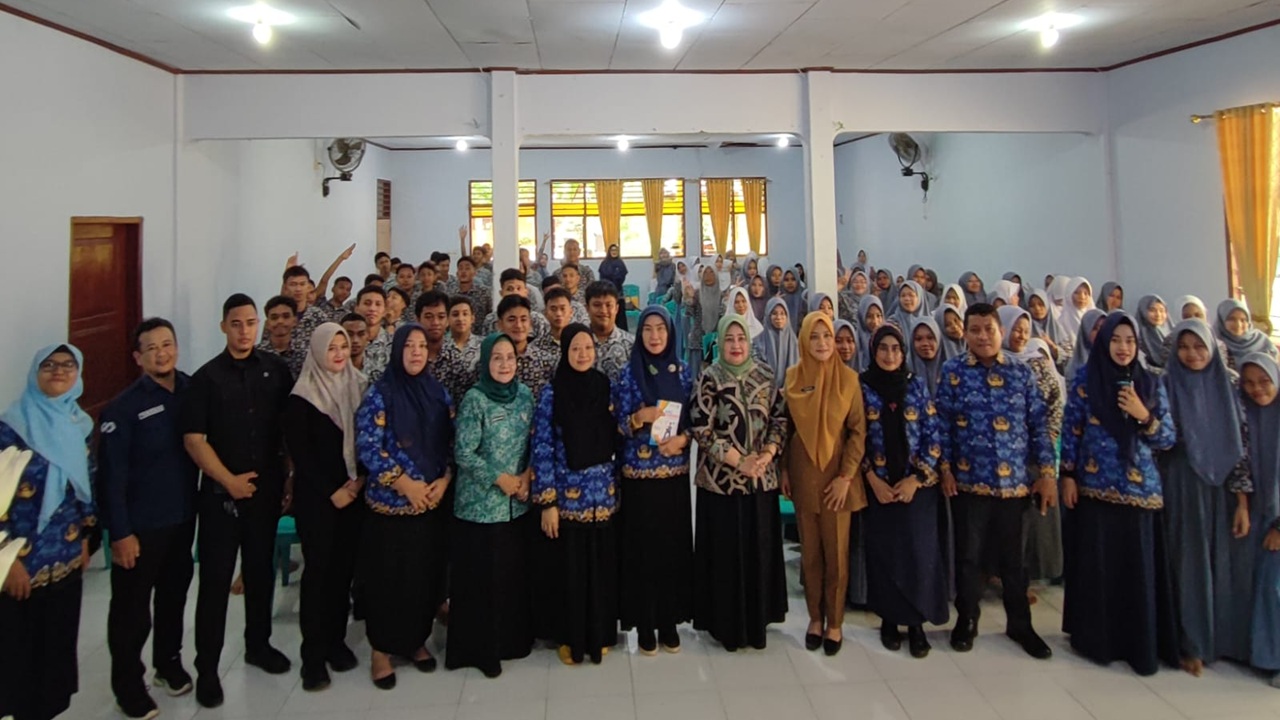 Ketua TP PKK Provinsi Gorontalo Ajak Para Siswa Jadi Generasi yang Cakap Digital