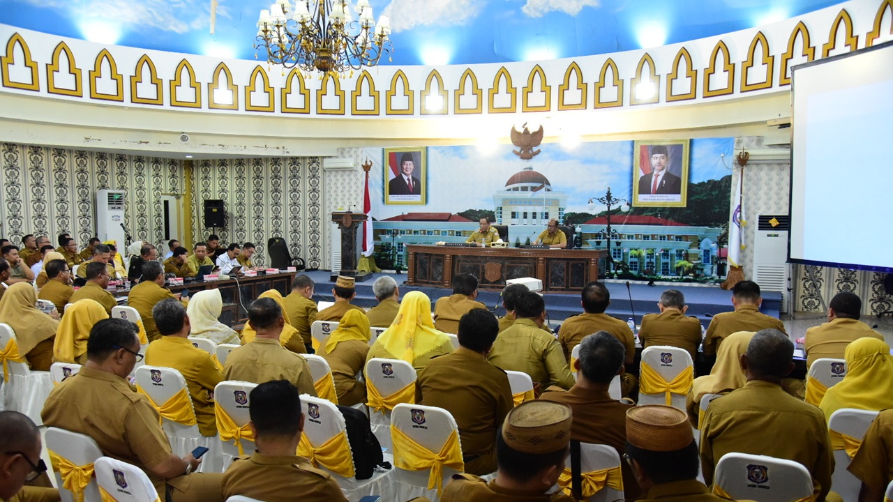 Gubernur Gorontalo, Gusnar Ismail: Pejabat Eselon II dan III Harus Disiplin!