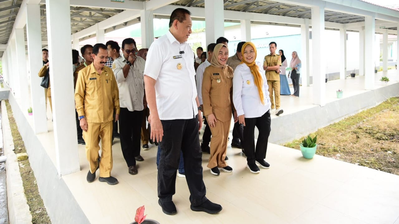 Gusnar Ismail Pantau Langsung Kondisi Pelayanan di RS Pratama Tolinggula