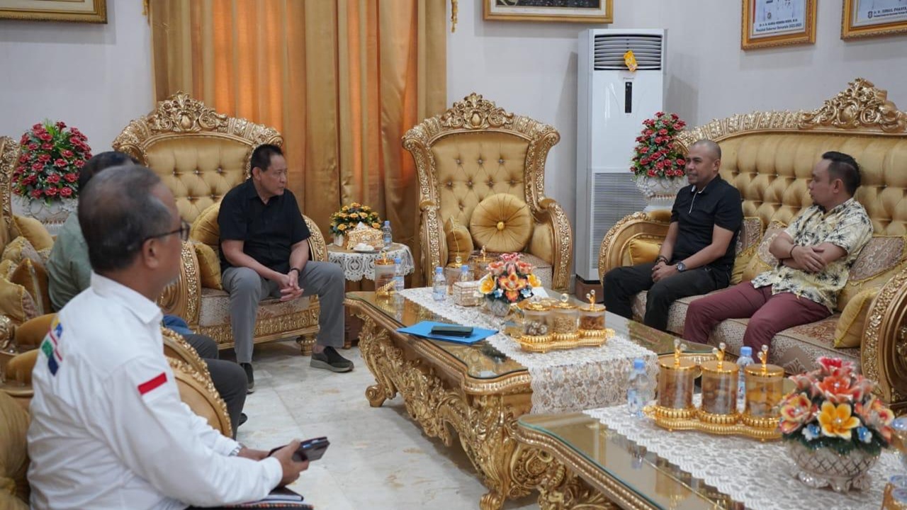Gusnar Ismail Minta Bulog Gorontalo Turun Langsung ke Titik-titik Lokasi Panen Petani