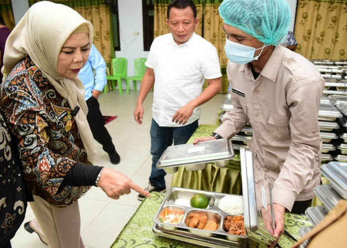 1.001 Porsi Menu Sehat Dibagikan, Wagub Gorontalo Soroti Alergi Siswa di Program MBG