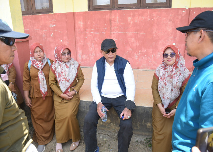 Gusnar Tinjau Pembangunan SMA Negeri 1 Pinogu, Pengangkutan Bahan Material Jadi Kendala