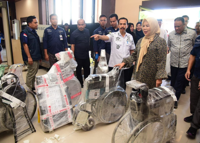 Idah Syahidah Tinjau Langsung Kesiapan Keberangkatan CJH di Asrama Haji Kota Gorontalo