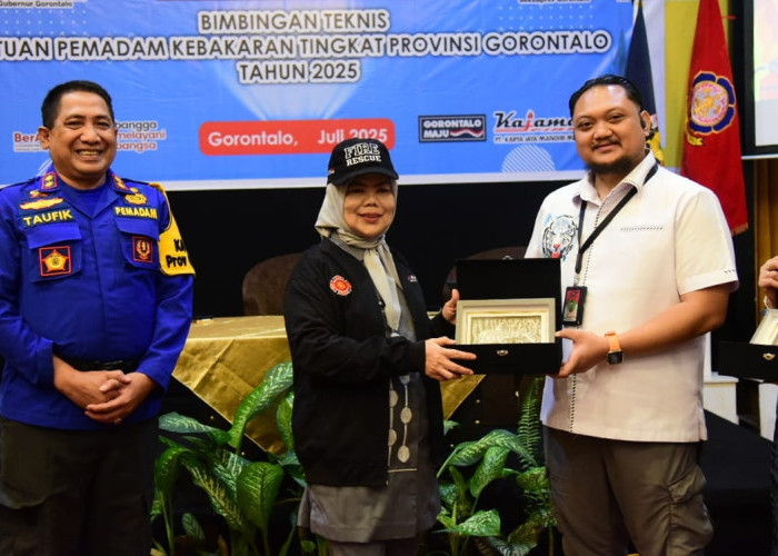 Wagub Gorontalo Tegaskan Komitmen Dukung Relawan Damkar di Tiap Daerah