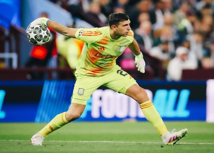 Emiliano Martinez Ingin Gabung Manchester United Geser Andre Onana