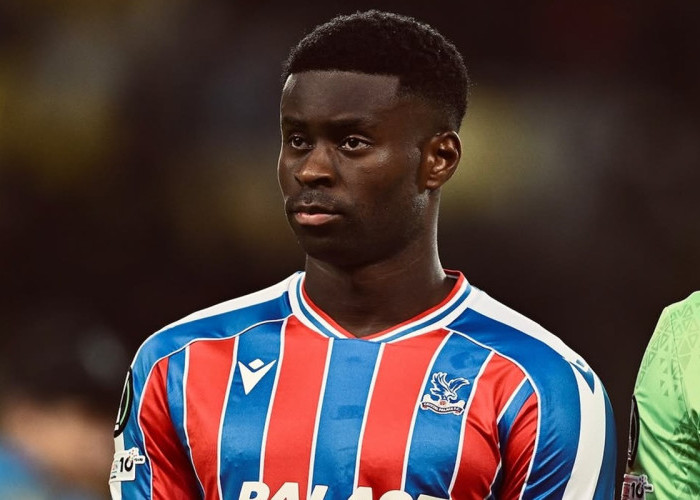 Marc Guehi Pilih Tunda Hengkang dari Crystal Palace, Liverpool dan Man City Harus Bersabar