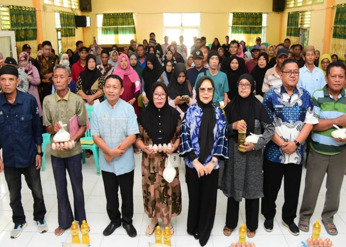 Wagub Gorontalo Serahkan BLP3G Secara Simbolis ke KPM di Dua Kecamatan
