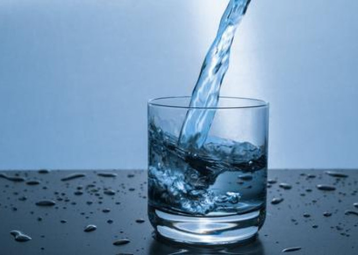 Hindari Dehidrasi! Ini Panduan Minum Saat Puasa