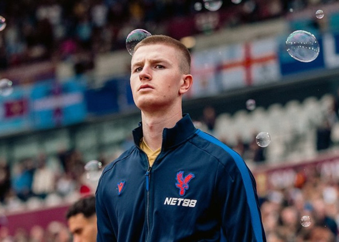 Liverpool Dekati Adam Wharton, Arne Slot Cari Solusi untuk Krisis Lini Tengah