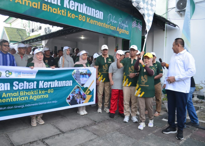 Jalan Sehat Kerukunan Meriahkan HAB ke-80 Kemenag Gorontalo, Gubernur Gusnar Serukan Persatuan