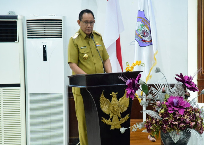 Gusnar Ismail Serahkan Ranperda Terkait Pertanggungjawaban Pelaksanaan APBD 2024 ke DPRD Provinsi Gorontalo