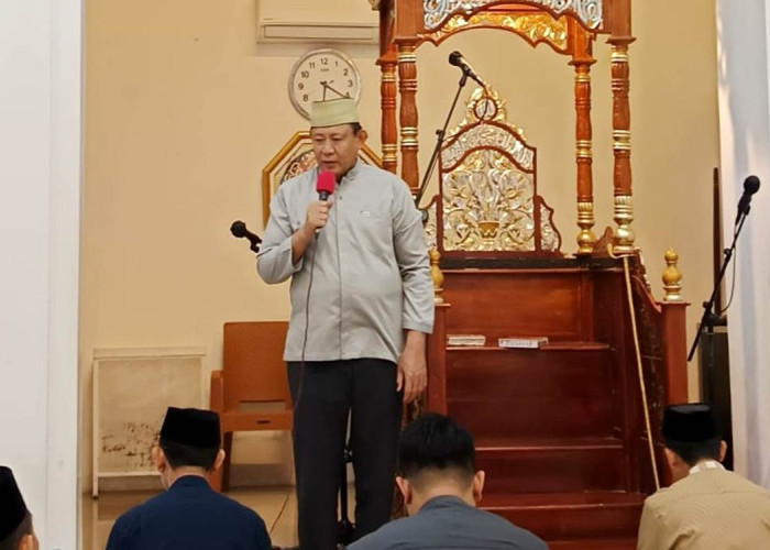 Gubernur Gorontalo Gusnar Ismail Silaturahmi dengan Jemaah Masjid Ar-Rahmah Hulonthalangi