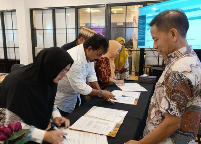 Dinkes Gorontalo Teken PK 2025, Awali Renstra Baru dengan Komitmen Kinerja Tinggi