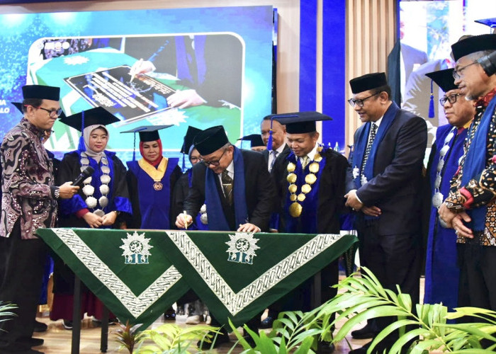 Abdul Mu’ti Resmikan Fakultas Kedokteran di UMGO, Ditandai dengan Penandatanganan Prasasti