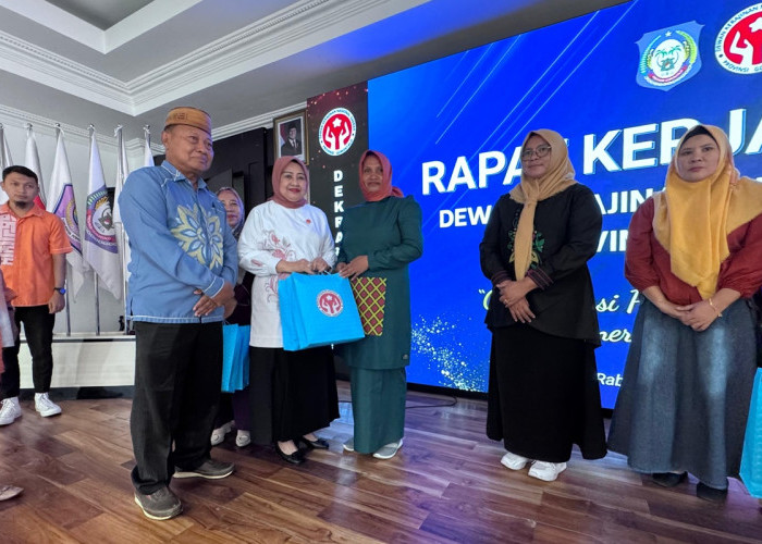 UMKM Gorontalo Dapat Bantuan Mesin Jahit hingga Mixer, Ini Daftar Penerimanya