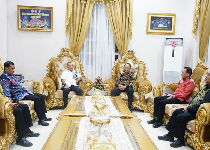 Kehadiran Pangdam XIII/Merdeka Disamnbut Hangat Gusnar Ismail di Gorontalo
