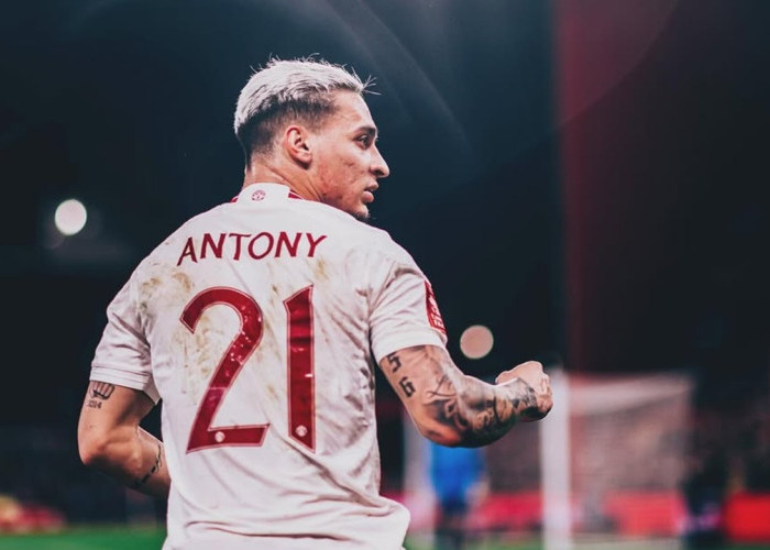 Erik Ten Hag Mau Boyong Antony dan Garnacho dari MU